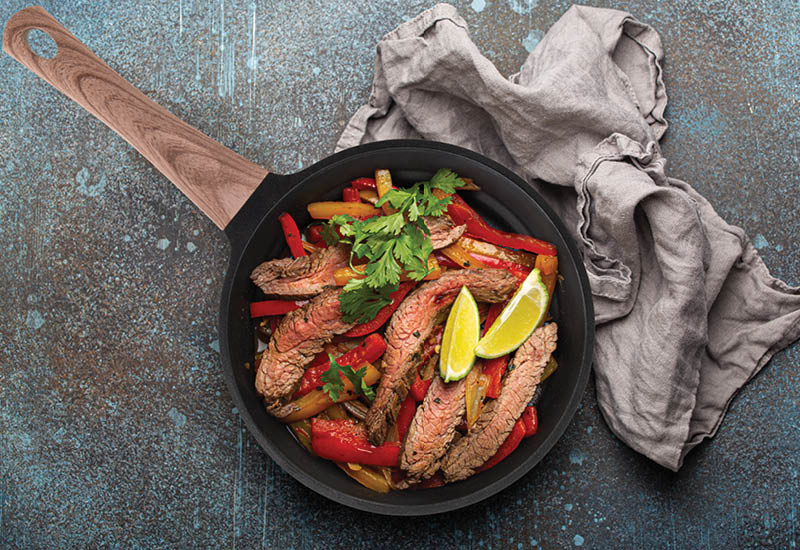 Cel mai versatil vas de gătit care nu trebuie să lipsească din nicio bucătărie.