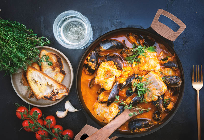 Cel mai versatil vas de gătit care nu trebuie să lipsească din nicio bucătărie.