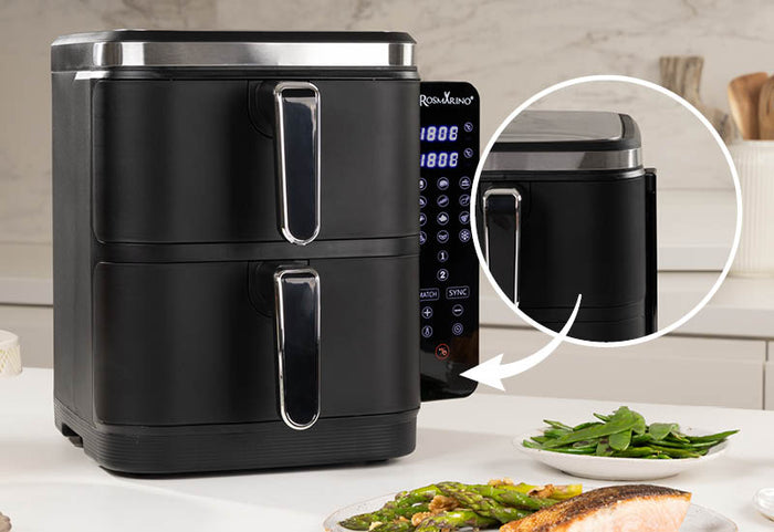 Panou de control rabatabil cu 12 funcții diferite pentru o utilizare versatilă.