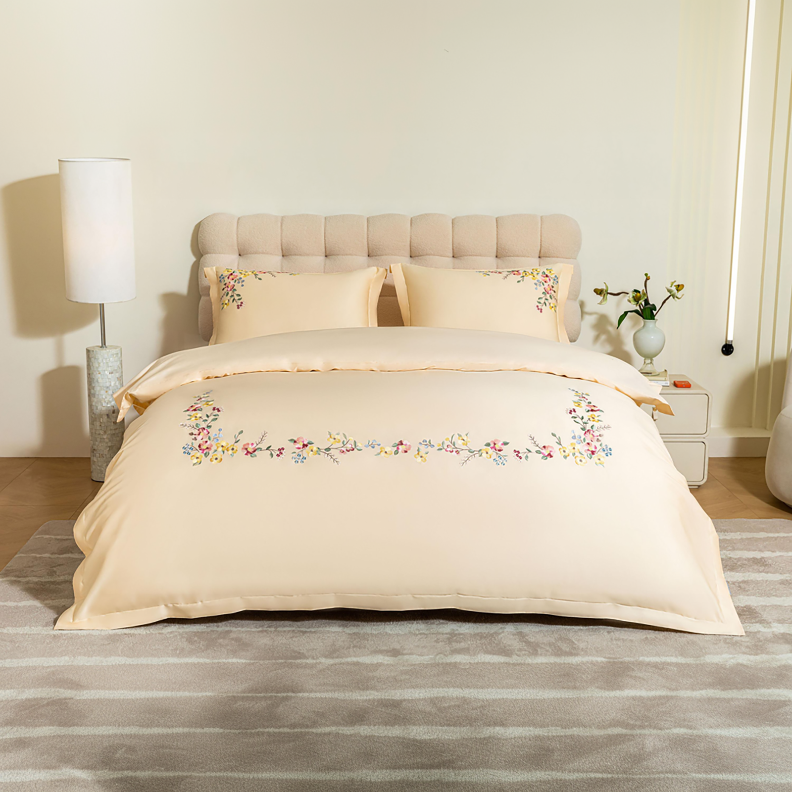 Lenjerie de pat brodată din bumbac-satin PREMIUM Roses