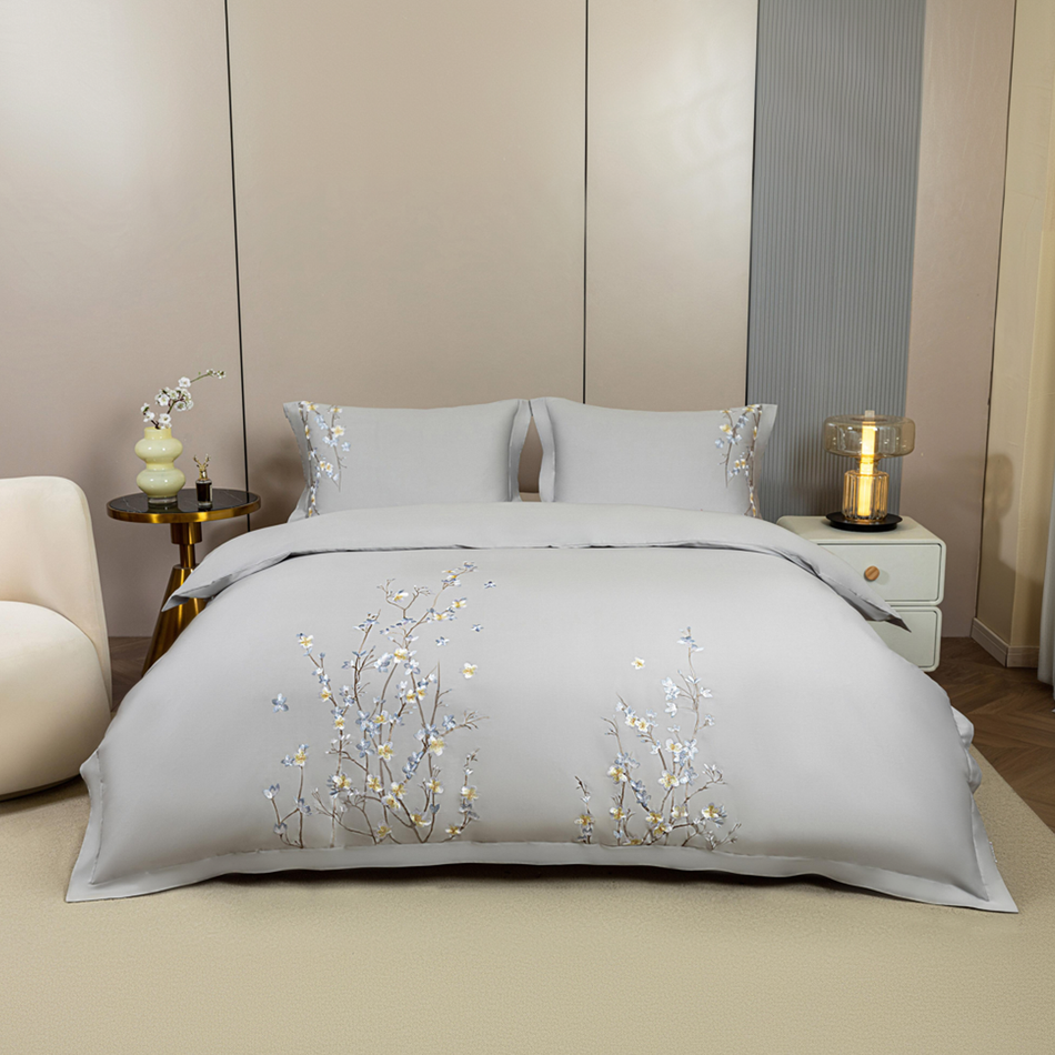 Lenjerie de pat brodată din bumbac-satin PREMIUM Chisi