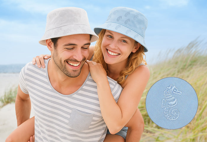 Model fermecător cu căluți de mare pentru o notă elegantă.