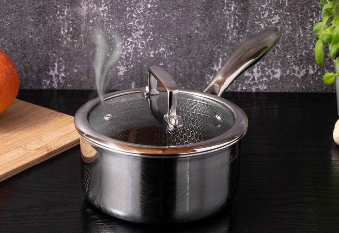 Capac versatil, rezistent la temperaturi ridicate și scăzute.